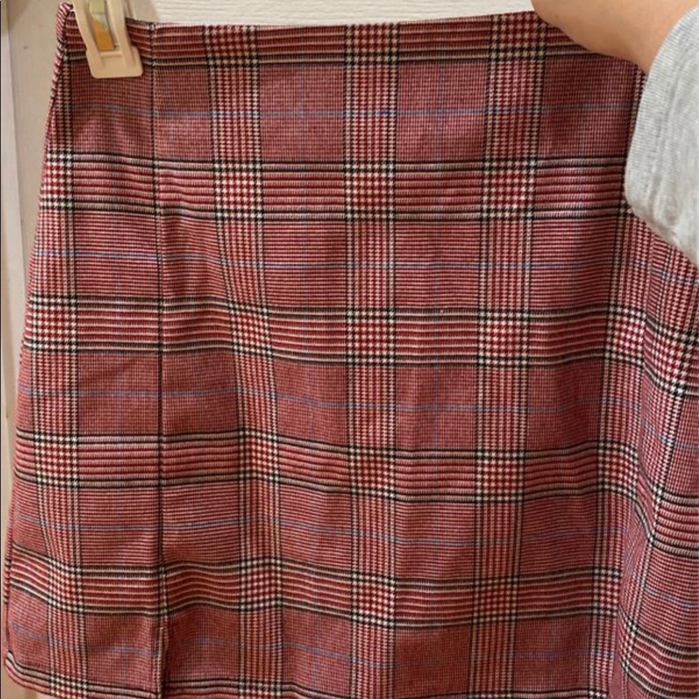 Brandy Melville\johngalt Red and Black Plaid Skirt